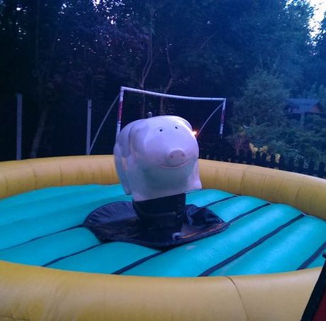 essex-bouncy-castles-01